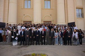 جامعة القاهرة الأهلية تستضيف رئيس الهيئة العامة للرقابة المالية لتعزيز جاهزية الطلاب لسوق العمل والتدريب المهني
