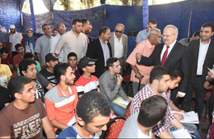 Cairo University President Inspects Medical Examination Procedures for New Students, Urges Providing Free Medicine to Students Infected with Hepatitis C Virus