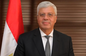 جامعة القاهرة تهنئ وزارة التعليم العالي والبحث العلمي لحصولها على الاعتماد الدولي كـ