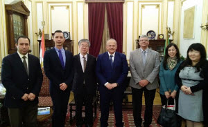 Cairo University President Discusses Means of Scientific and Academic Cooperation with Hiroshima University              