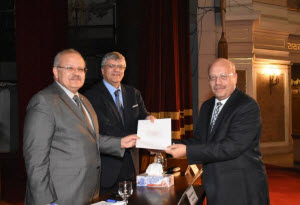 Cairo University Honors Faculty Members for Publishing International Research