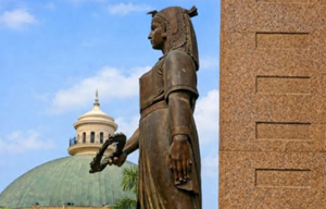 جامعة القاهرة تنظم مسابقة 