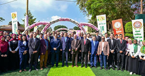 وزير الزراعة ورئيس جامعة القاهرة يفتتحان النسخة الأولى من معرض البساتين EXPO-2025 بكلية الزراعة ويتفقدان أجنحة المعرض لأحدث المشروعات والابتكارات الزراعية والبساتين التجريبية بالكلية.‎