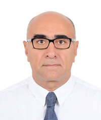 رئيس جامعة القاهرة يهنئ د.حازم السباعي استاذ جراحة العظام بطب قصر العينى لفوزه بالميدالية الفضية بمعرض جنيف الدولى للاختراعات 2025.‎