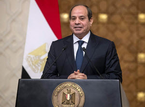 رئيس جامعة القاهرة يهنئ فخامة الرئيس عبد الفتاح السيسي وجموع الشعب المصري بالذكرى 73 لثورة 23 يوليو 1952.‎