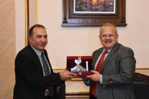 Cairo University Continues Hosting Opinion Leaders, Enlightenment Document Controls Cairo University and Society Progress