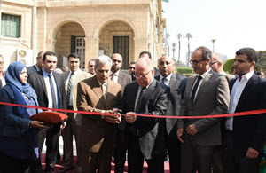 Culture Minister and Cairo University President Open Book Fair at Campus
