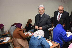 Cairo University President Inspects First Term Exams Progress at Some Faculties Inside Campus